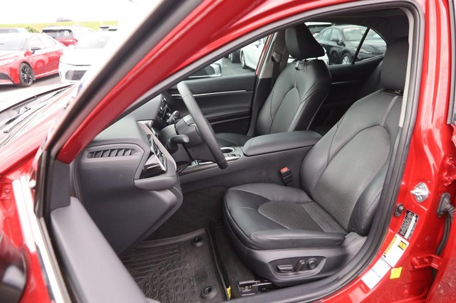 Toyota Camry Vehicle Image 08