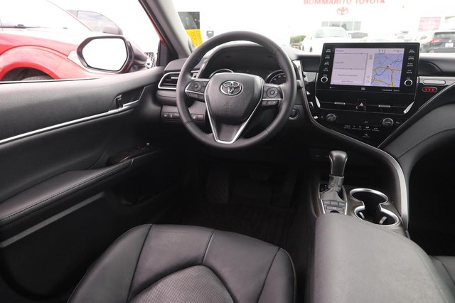 Toyota Camry Vehicle Image 21