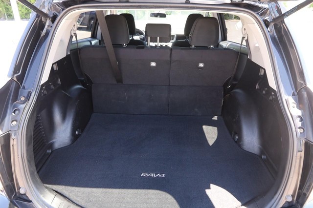 Toyota RAV4 Vehicle Image 07