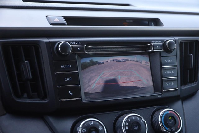 Toyota RAV4 Vehicle Image 15
