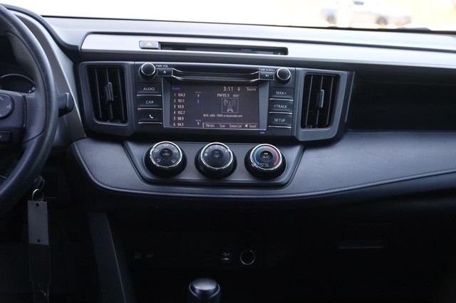 Toyota RAV4 Vehicle Image 21