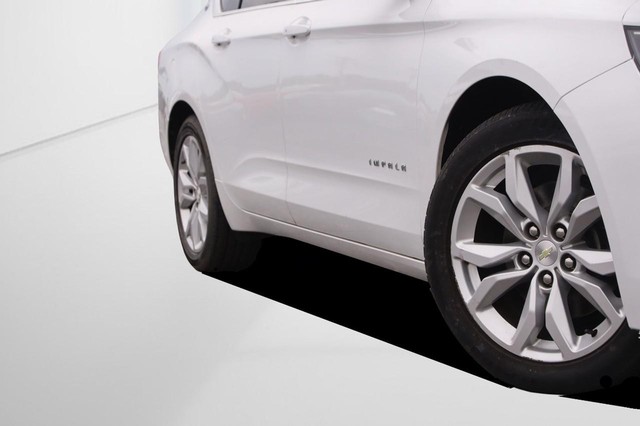 Chevrolet Impala Vehicle Image 03