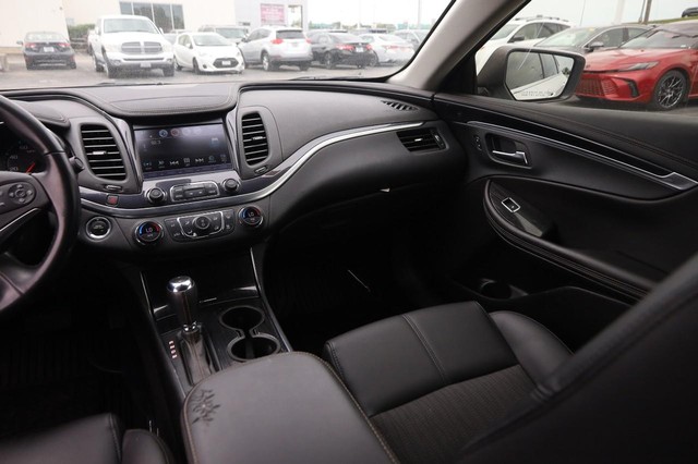 Chevrolet Impala Vehicle Image 23