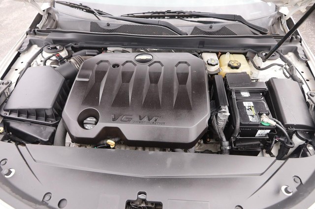 Chevrolet Impala Vehicle Image 25