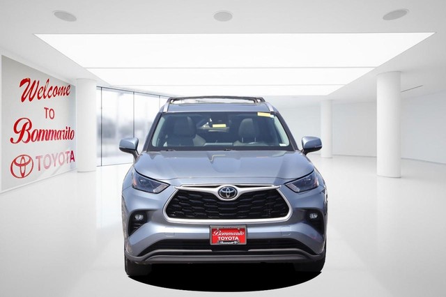 Toyota Highlander Vehicle Image 04