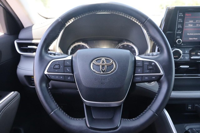 Toyota Highlander Vehicle Image 13
