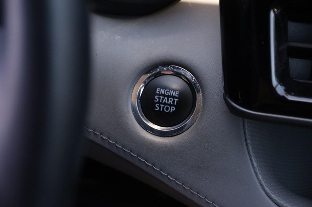 Toyota Highlander Vehicle Image 19