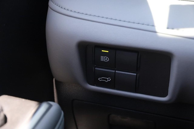 Toyota Highlander Vehicle Image 23