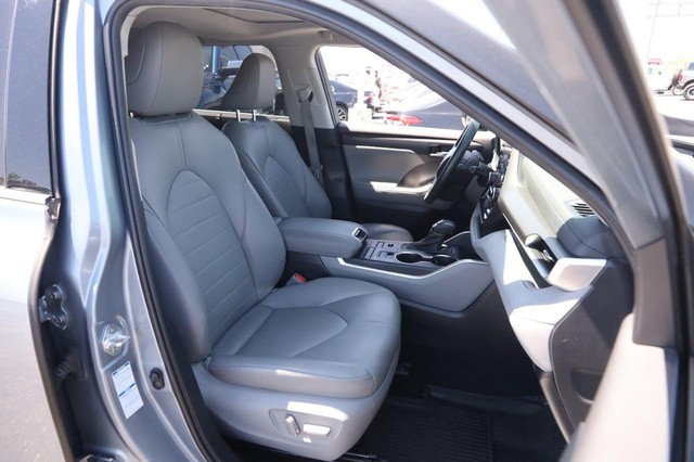 Toyota Highlander Vehicle Image 29