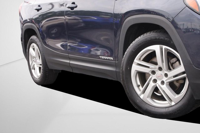 GMC Terrain Vehicle Image 03