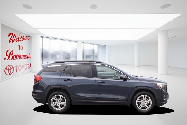 GMC Terrain Vehicle Image 05