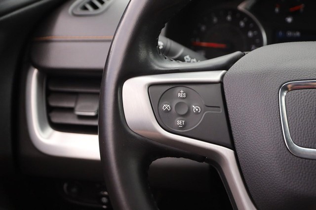 GMC Terrain Vehicle Image 11