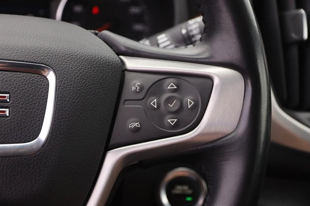 GMC Terrain Vehicle Image 12