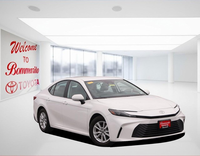 Toyota Camry Vehicle Image 02
