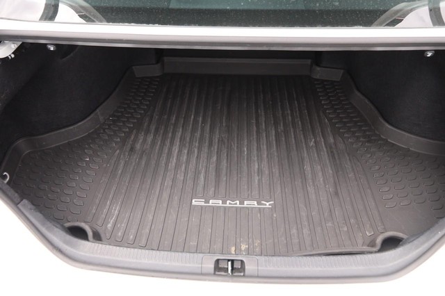 Toyota Camry Vehicle Image 07