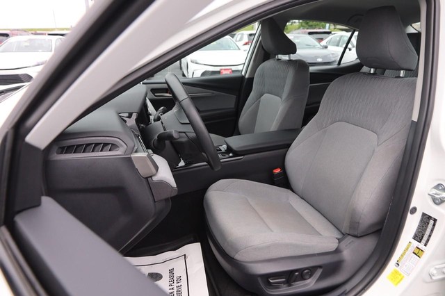 Toyota Camry Vehicle Image 08