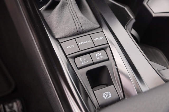 Toyota Camry Vehicle Image 18