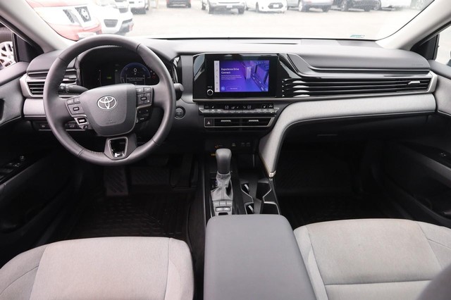 Toyota Camry Vehicle Image 21