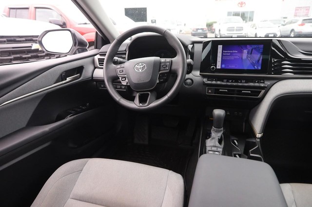 Toyota Camry Vehicle Image 22