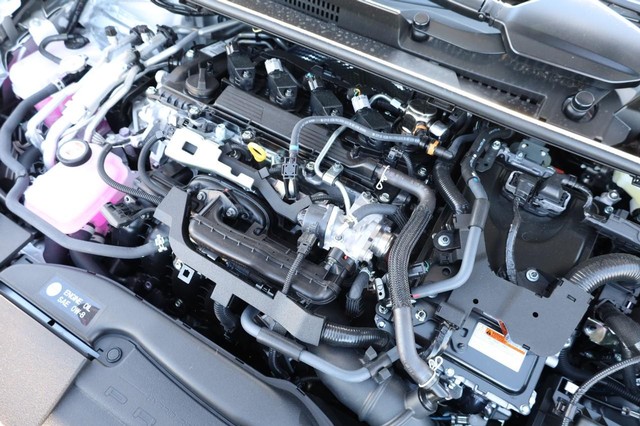 Toyota Prius Plug-In Hybrid Vehicle Image 25