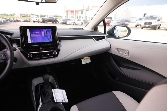 Toyota Corolla Vehicle Image 25
