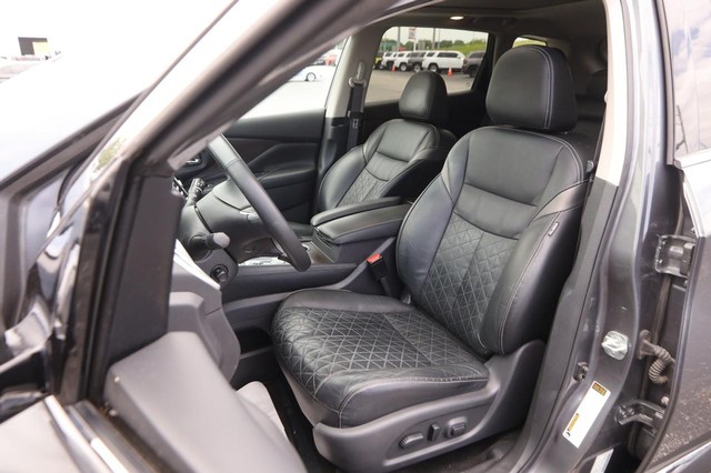 Nissan Murano Vehicle Image 10
