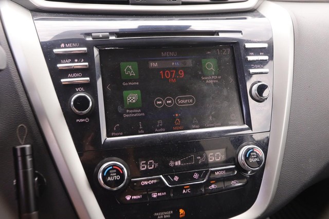 Nissan Murano Vehicle Image 17