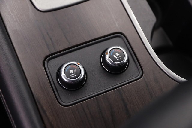 Nissan Murano Vehicle Image 20