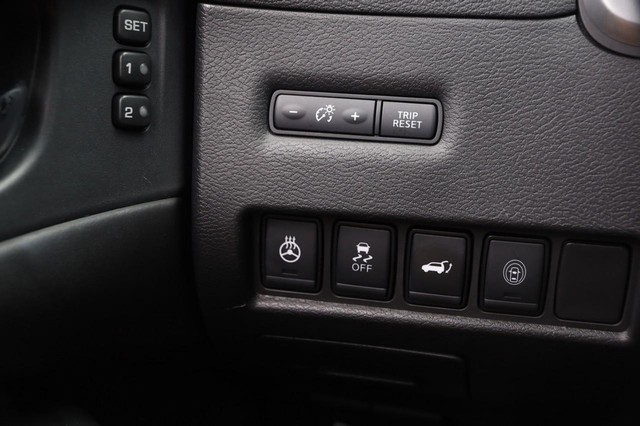 Nissan Murano Vehicle Image 21