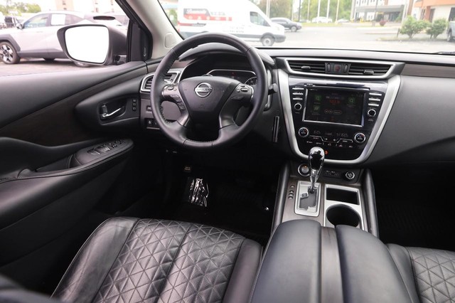 Nissan Murano Vehicle Image 23