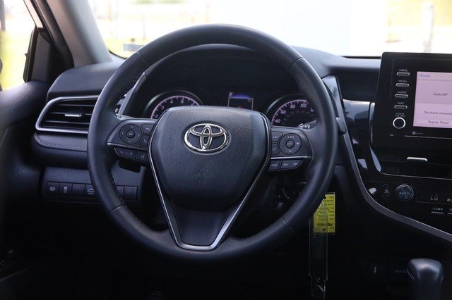 Toyota Camry Vehicle Image 22