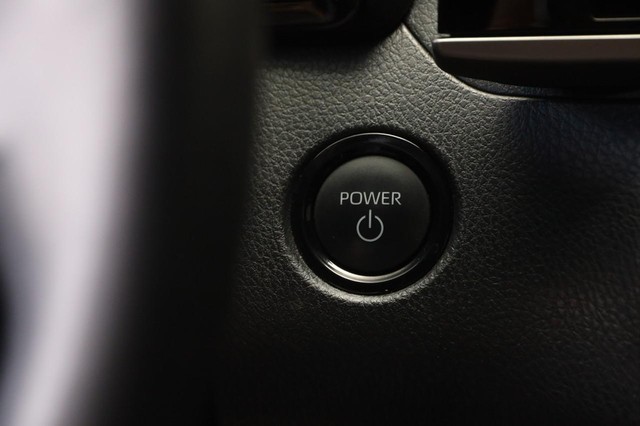 Toyota Camry Vehicle Image 15