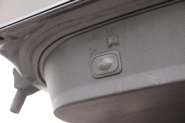 Ford Escape Vehicle Image 08