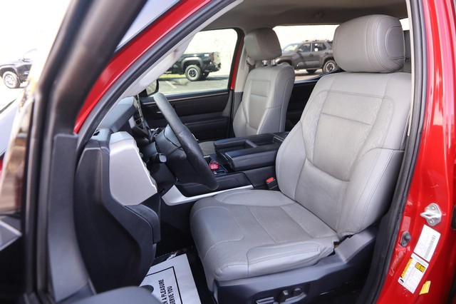 Toyota Tundra 4WD Vehicle Image 07