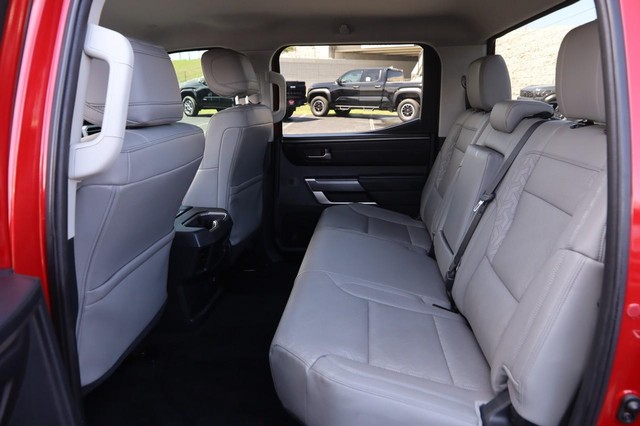 Toyota Tundra 4WD Vehicle Image 08