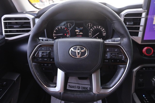 Toyota Tundra 4WD Vehicle Image 09