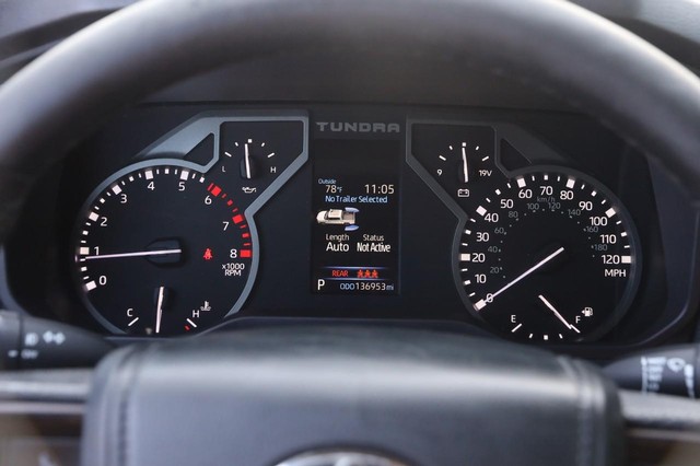 Toyota Tundra 4WD Vehicle Image 12