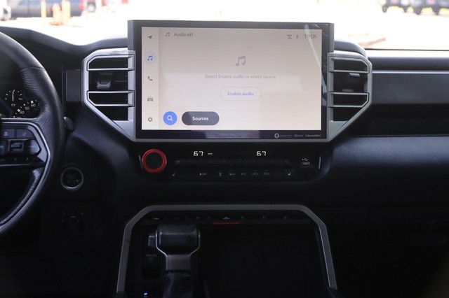 Toyota Tundra 4WD Vehicle Image 22