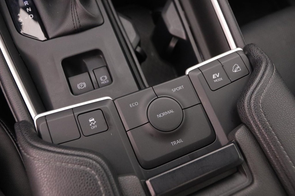 Toyota Grand Highlander Vehicle Full-screen Gallery Image 23
