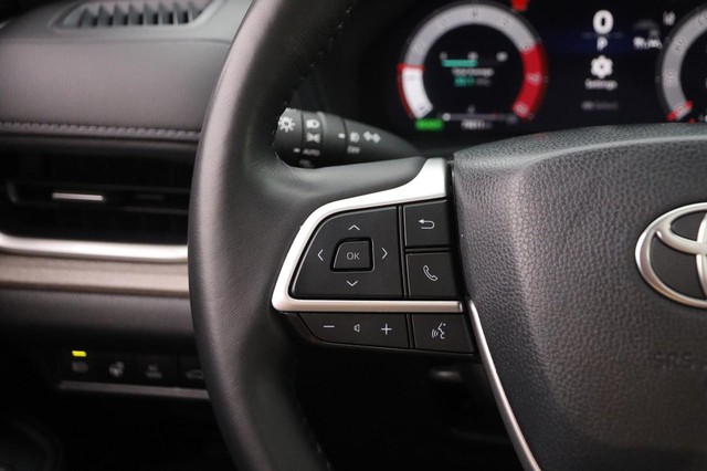 Toyota Grand Highlander Vehicle Image 14