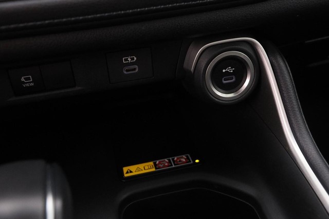 Toyota Grand Highlander Vehicle Image 22