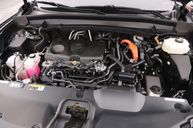 Toyota Grand Highlander Vehicle Image 32