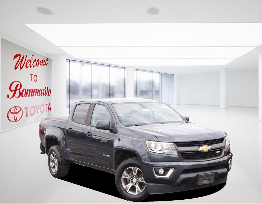 Chevrolet Colorado Vehicle Full-screen Gallery Image 02