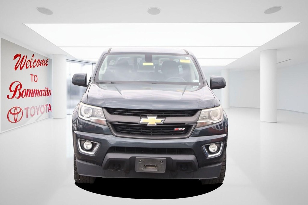 Chevrolet Colorado Vehicle Full-screen Gallery Image 04