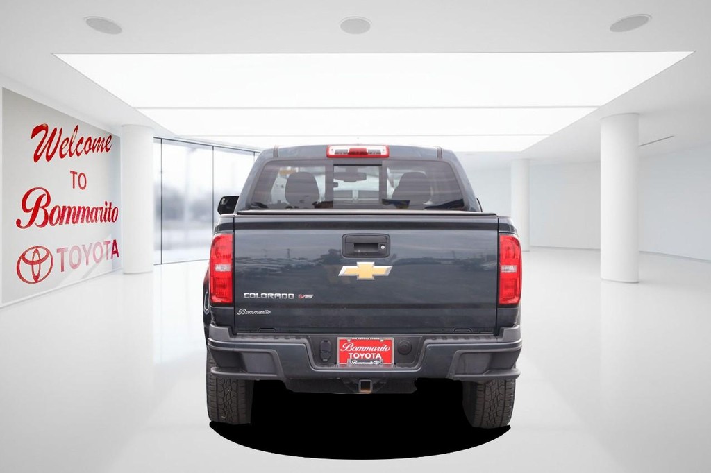 Chevrolet Colorado Vehicle Full-screen Gallery Image 06