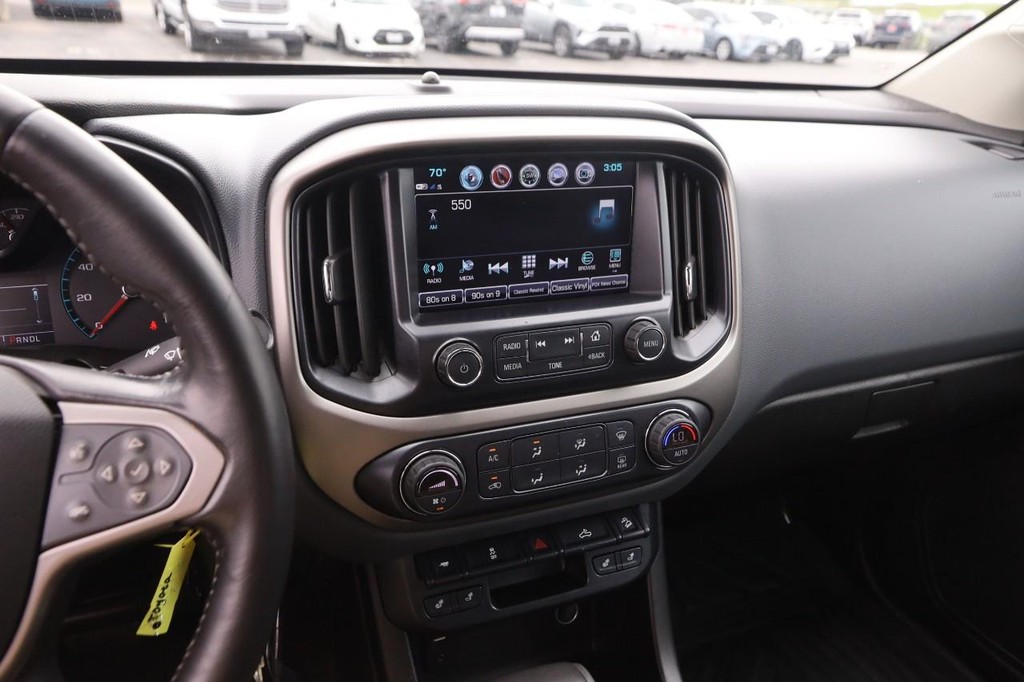 Chevrolet Colorado Vehicle Full-screen Gallery Image 14