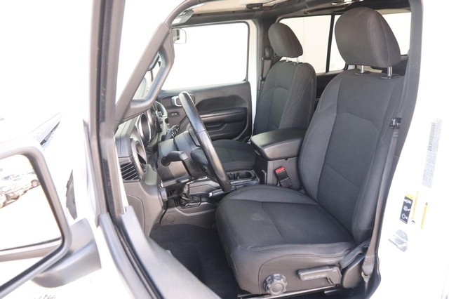 Jeep Wrangler Unlimited Vehicle Image 08