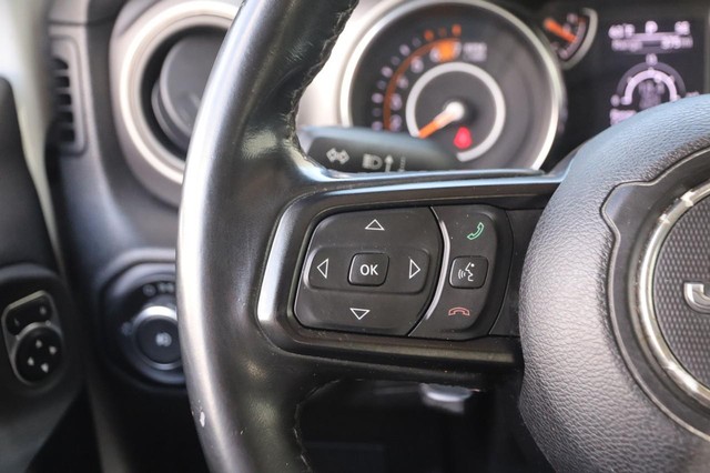Jeep Wrangler Unlimited Vehicle Image 11