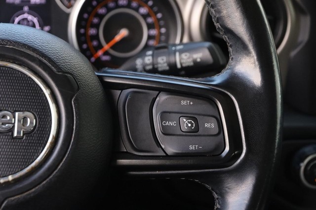 Jeep Wrangler Unlimited Vehicle Image 12