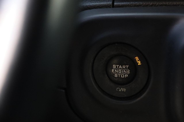 Jeep Wrangler Unlimited Vehicle Image 14